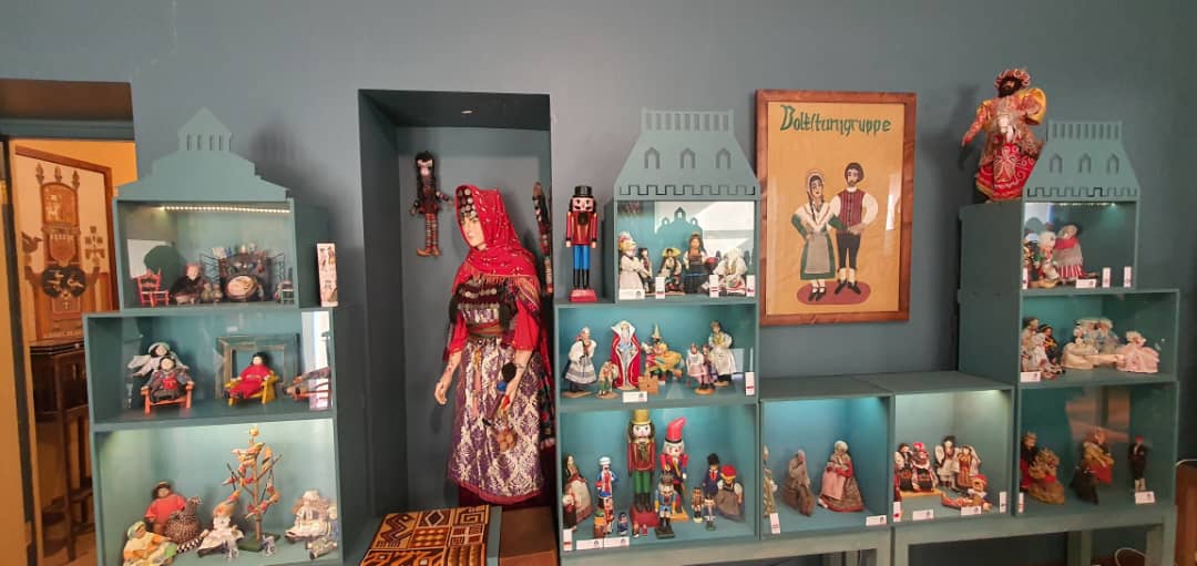 اردوی پایه پنجم- موزه عروسک ها